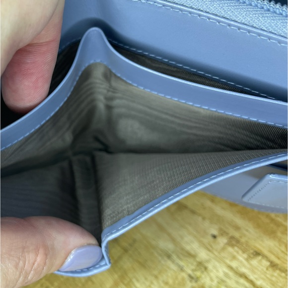 PRADA Compact Zippy Wallet in Smooth Leather - Picture 15 of 15